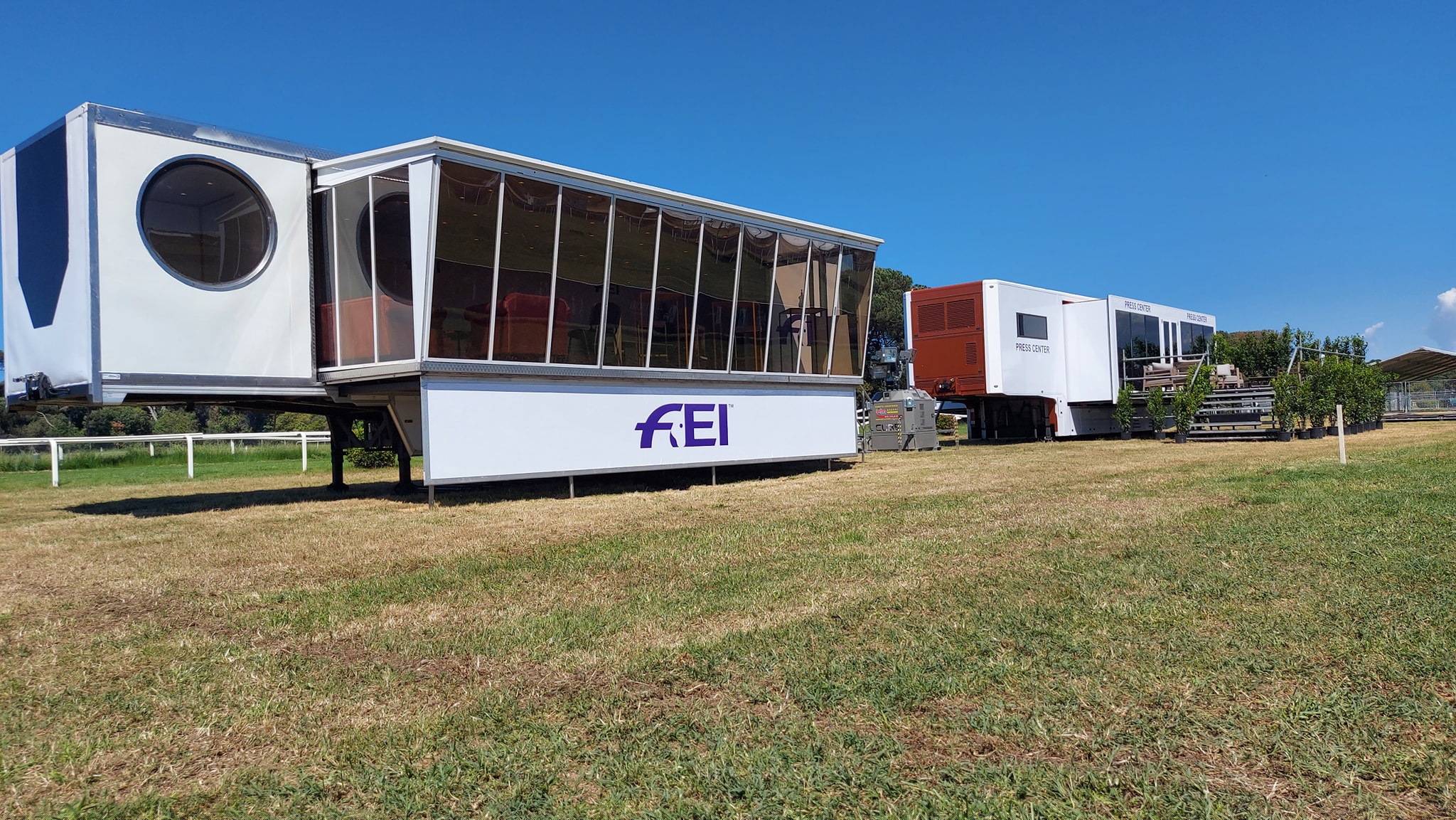 ippodromo cavalli truck hospitality