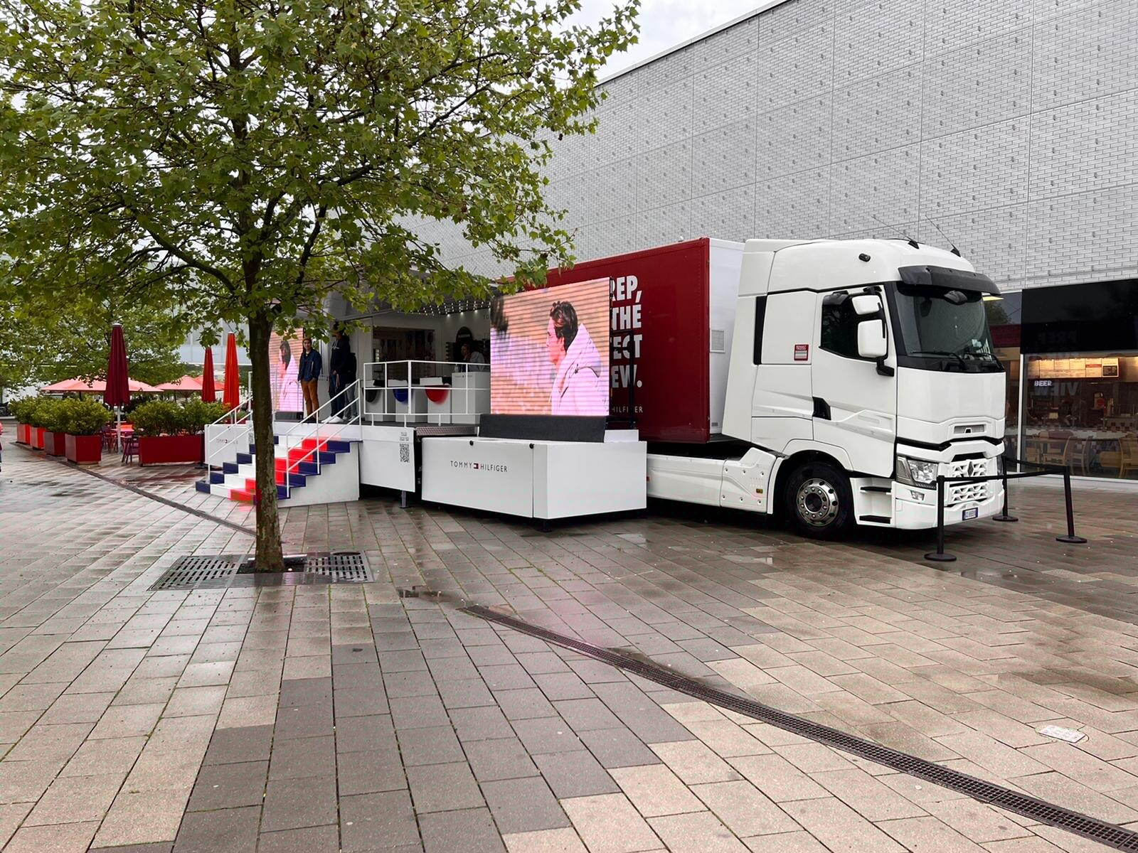 camion espositivo stand